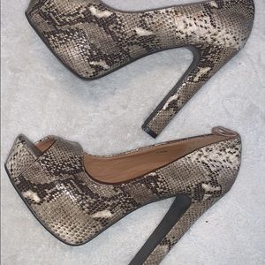 Charlotte Russe size 7 1/2 snakeskin peep toes